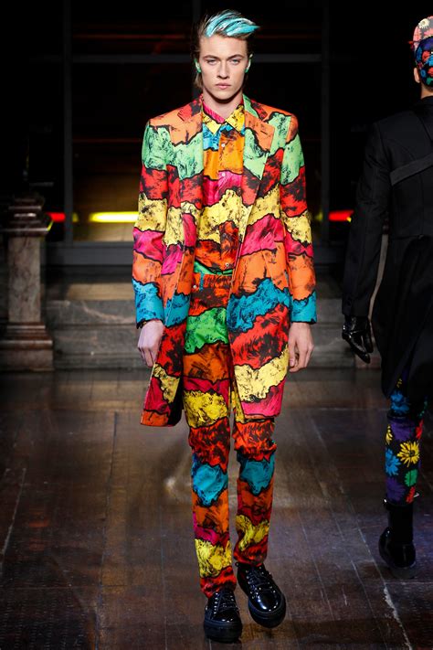 moschino ropa hombre